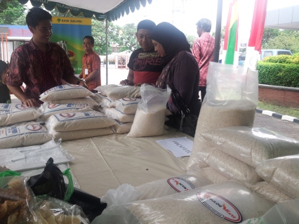 Beras dengan harga dibawah harga pasar, fresh dari penggilingan-penggilingan beras di seluruh JATIM